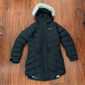 Women’s Columbia 550 Jacket size M